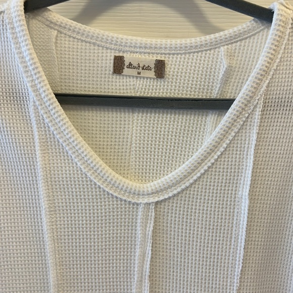 White Waffle knit Altered State Top. Like new - Picture 4 of 6